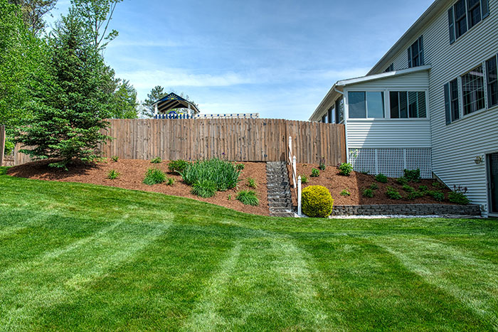 Landscaping & Tree Service